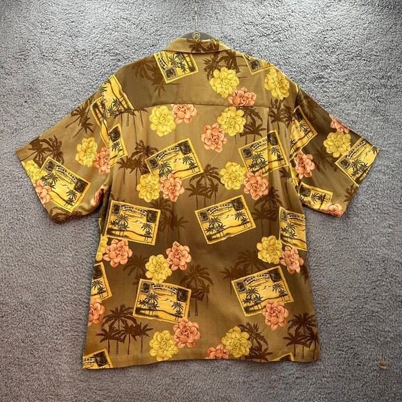 Tommy Bahama Men's Large 100% Silk Hawaiian Shirt Post Card Flower Design EUC - Picture 10 of 10